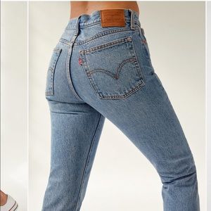 NWT Levi’s Wedgie Icon High Rise Jeans
